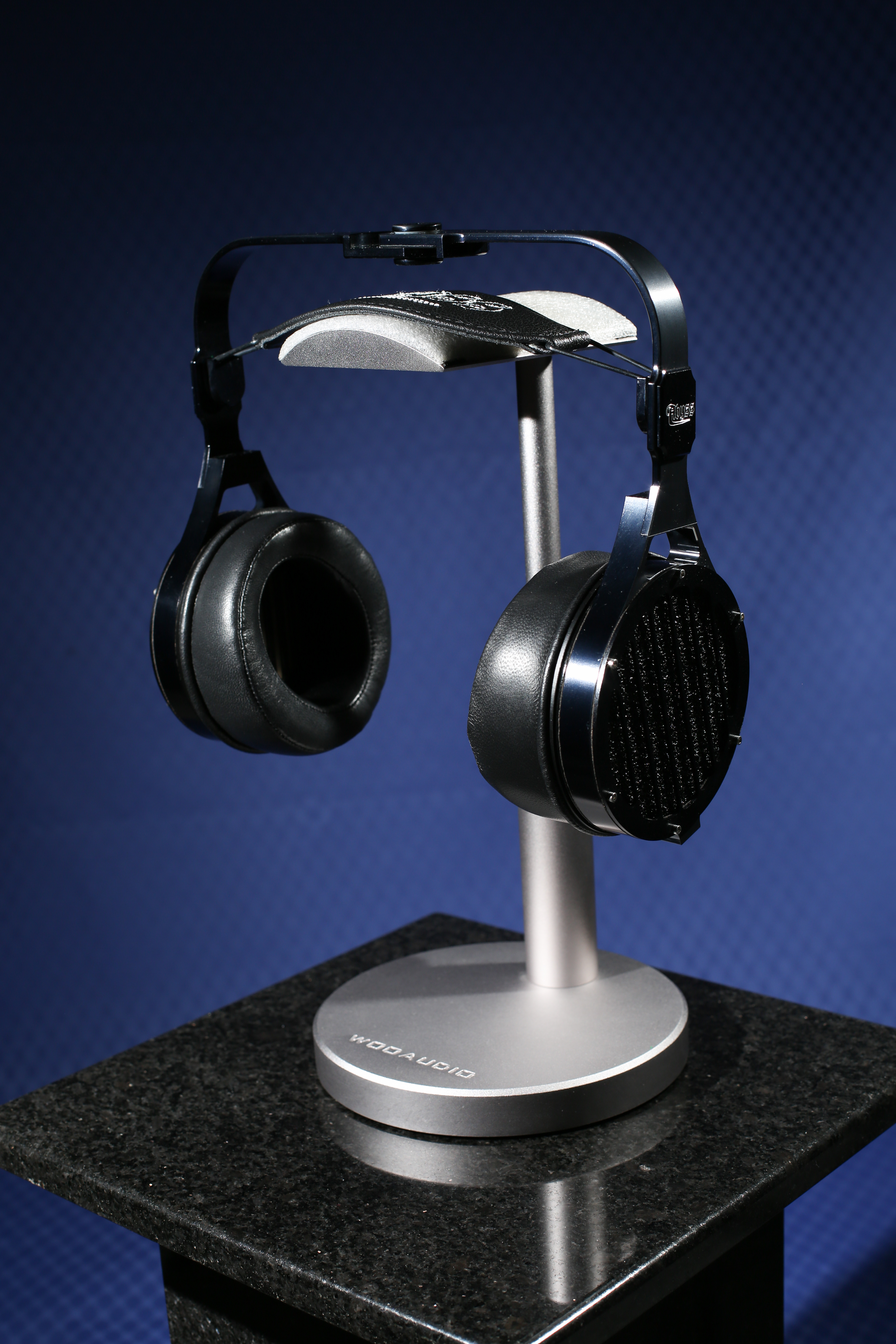 High-end Glass Bottle Studio Product